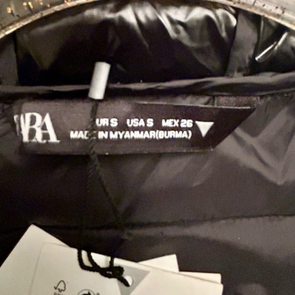 NWT Zara Black Cropped Puffer Bomber Jacket Shiny Versatile - Picture 13 of 15